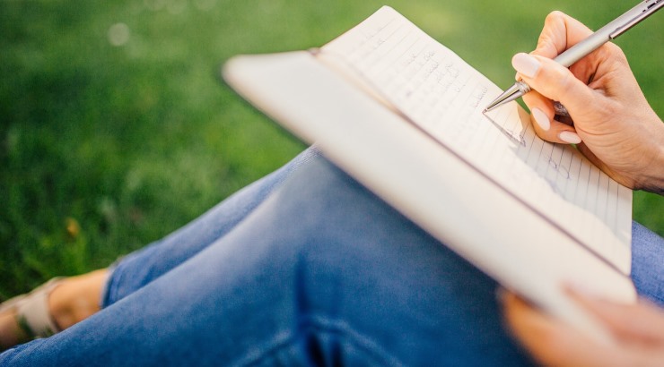 writing-923882_1920